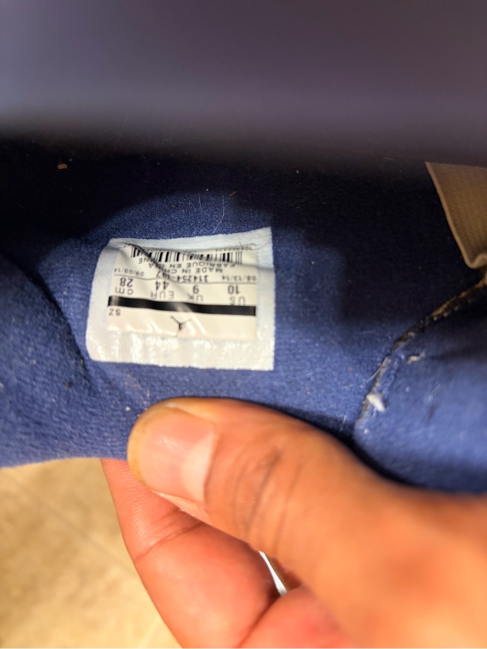 Jordan 4 - Picture 3 of 8